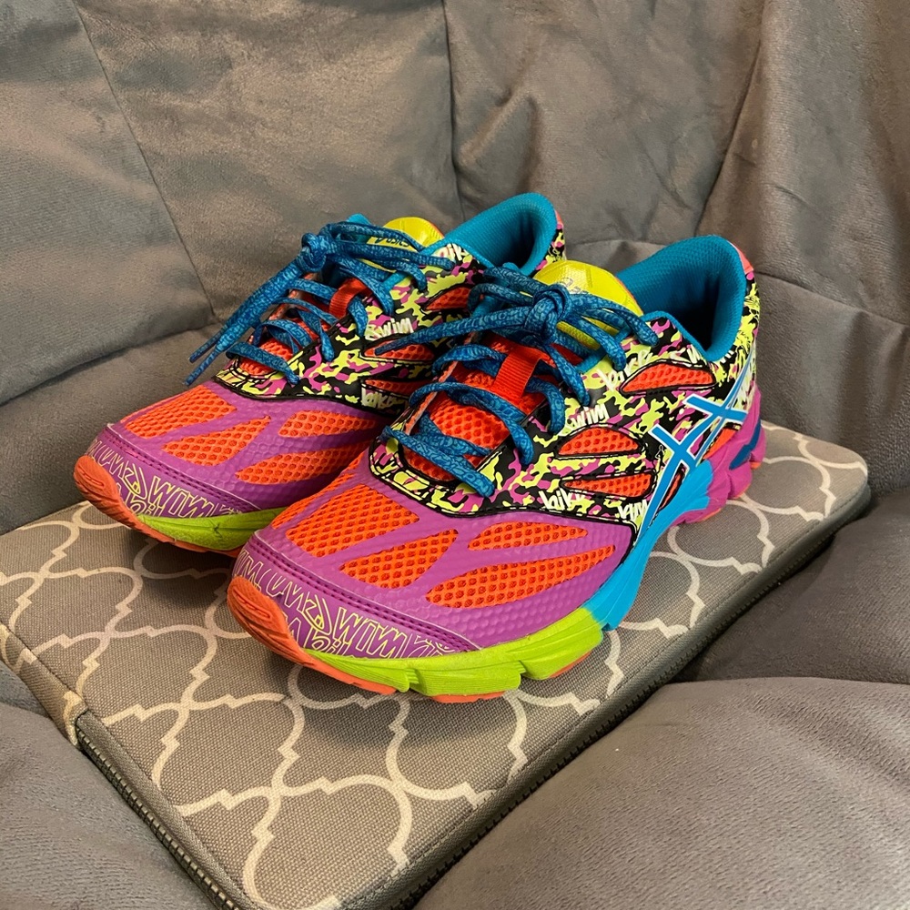 ASICS GEL Noosa Tri10 Running Shoes